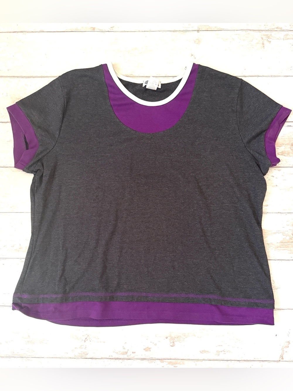 Women’s 3xl Gray Purple Top GW Sport Brand Short Sleeves XXXL